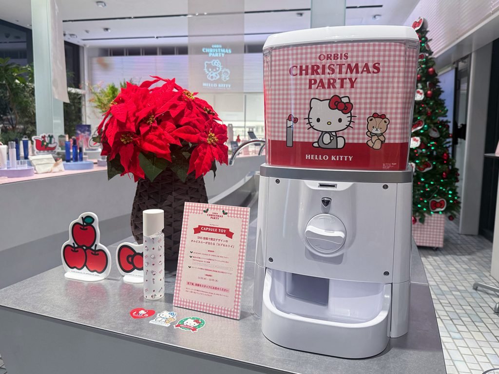 キティちゃん一色”に染まる「オルビス」旗艦店のホリデー限定イベント