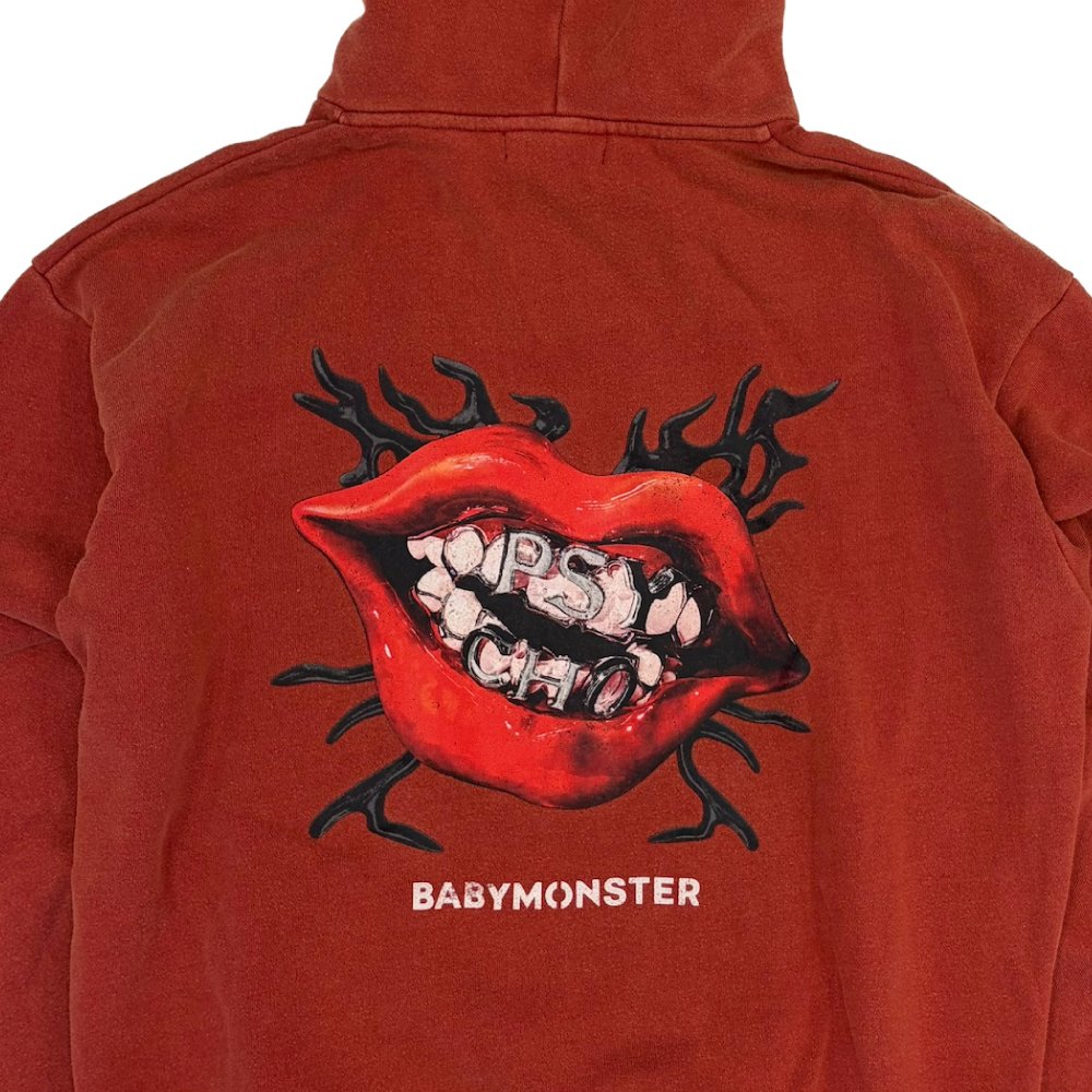 フーディー＜PSYCHO＞ RED | BABYMONSTER ONLINE SHOP