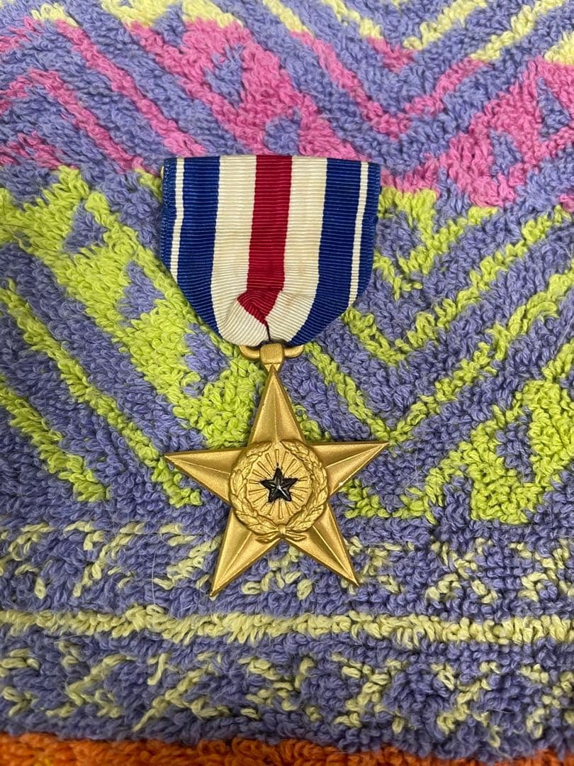 シルバースター勲章　徽章　米軍　勲章のみ